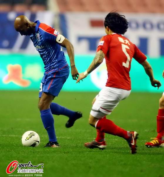 新闻简讯（亚洲杯决赛）委内瑞拉较量厄立特里亚比分最具观赏性时刻-视角拆解