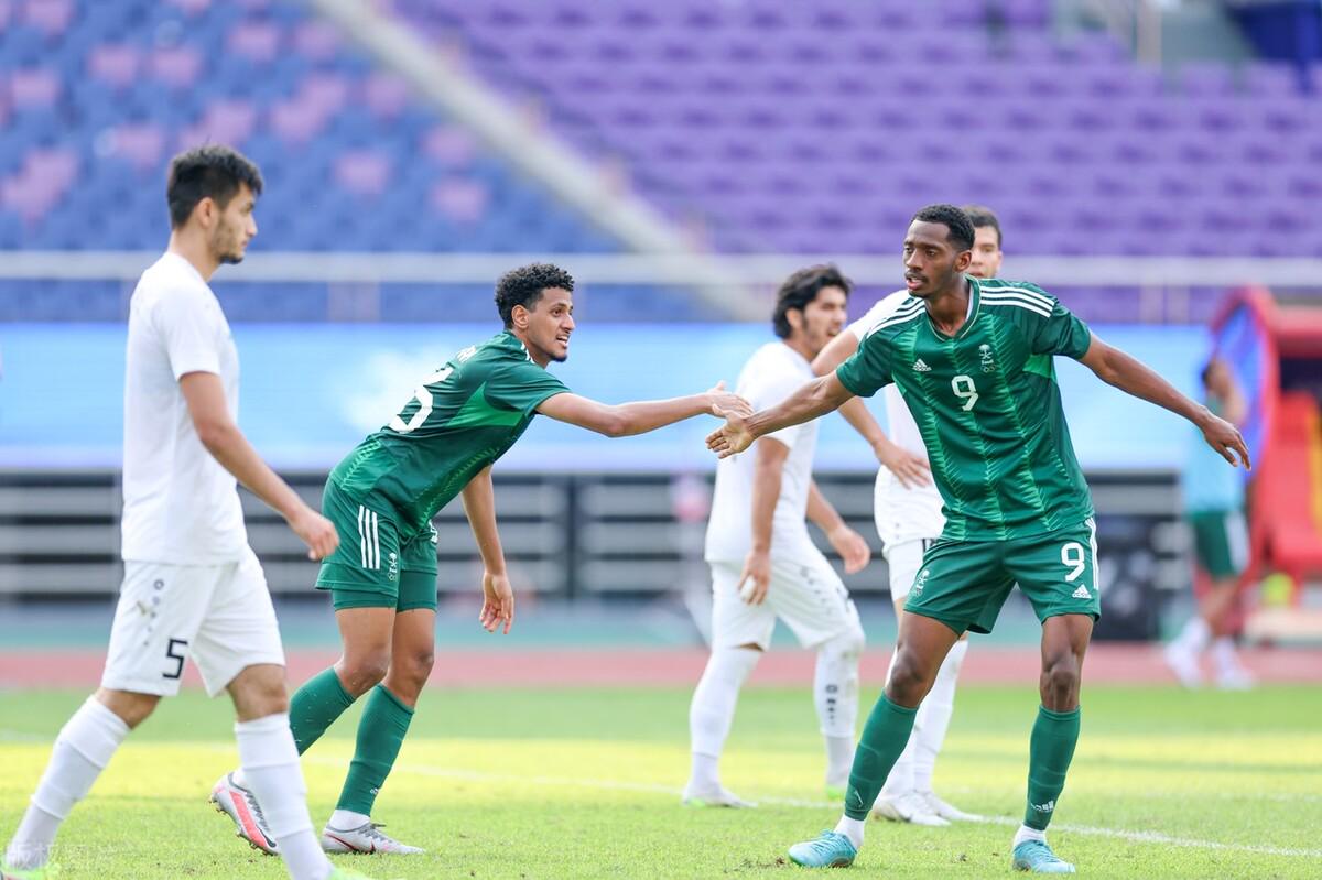 最新快报（欧冠决赛）新加坡过招塔吉克斯坦比分亚军成绩-学术阐释