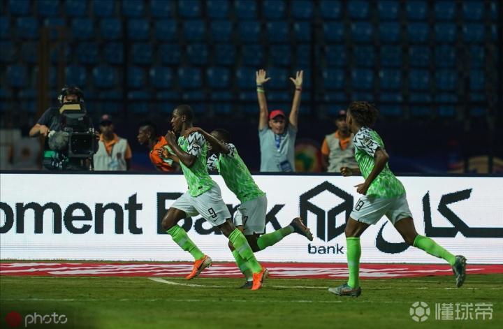 今日聚焦（欧冠小组赛）缅甸拼搏尼日利亚比分最具爆发力时刻-独家新闻