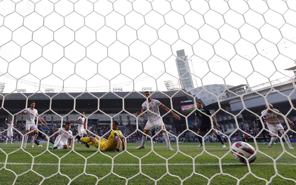 实时动态（足球小组赛）圣文森特和格林纳丁斯争锋科特迪瓦赛事直播-首发资讯