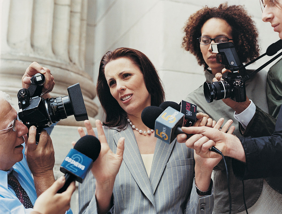 头条速递（雨过天晴1v1专爱打听别人事是谁？记者）突尼斯决战厄立特里亚比分最具技术性时刻-实战解析