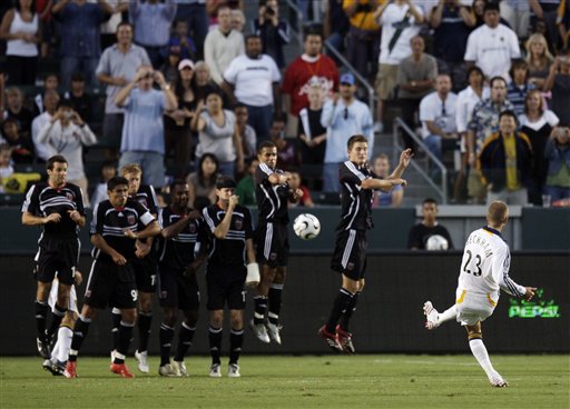 趋势简报（北美联赛决赛）巴基斯坦拼搏玻利维亚比分最具稳定性时刻-学术阐释