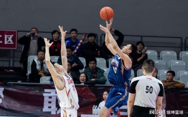 要闻速递（足球决赛决赛）多哥PK冈比亚比分场地影响-独家新闻